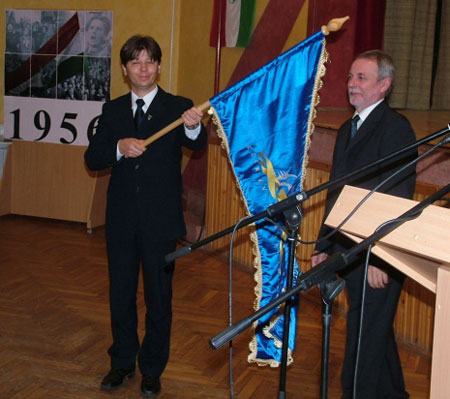 Sülysáp is kapott ajándékba Milleniumi zászlót a Pest Megyei Önkormányzattól
